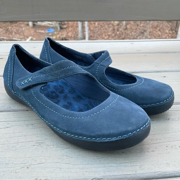 Vionic Cloud Harper navy blue suede Mary Jane slip on shoes size 9.5 Wide - Picture 3 of 15
